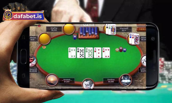 Poker có phải là trò đỏ đen hay là trí tuệ?